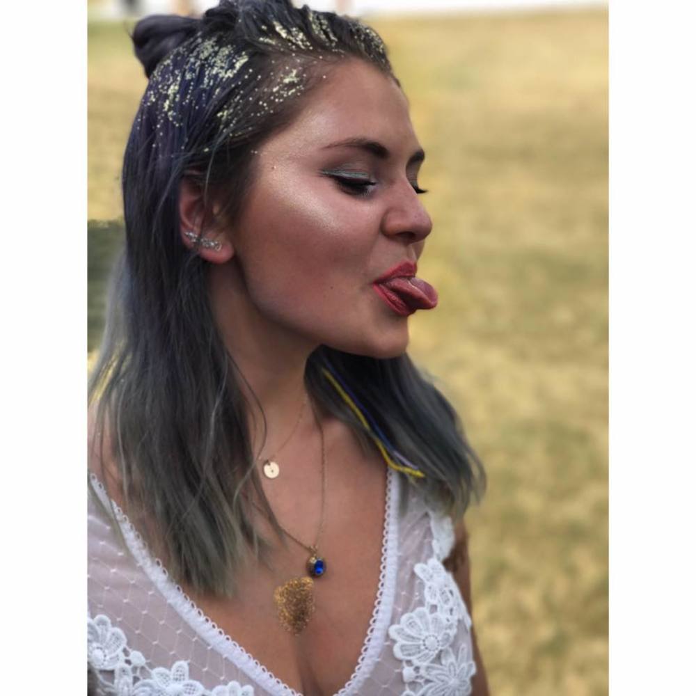 Meet your Posher, Aly